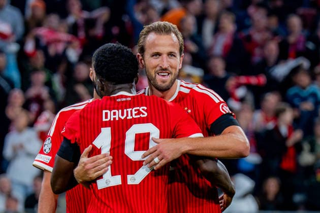 UEFA Champions League, Matchday 1, FC Bayern Munich vs. Bodo Glimt on September 10, 2026. Alphonso Davies scores the 3-0 goal; here with Alphonso Davies and Harry Kane Copyright: xBahhoxKarax