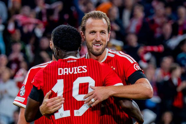 UEFA Champions League, Matchday 1, FC Bayern Munich vs. Bodo Glimt on September 10, 2026. Alphonso Davies scores the 3-0 goal; here with Alphonso Davies and Harry Kane Copyright: xBahhoxKarax