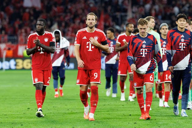 Dayot Upamecano (2), FC Bayern Munich; Harry Kane (9), FC Bayern Munich; and Joshua Kimmich (6), FC Bayern Munich, taking a lap of honor after the match between FC Bayern Munich and FK Bodo Glimt, Soccer, Men s, UEFA Champions League, 2026–2027, Matchday 1 on September 10, 2026, in Munich, Allianz Arena, Bavaria, Germany