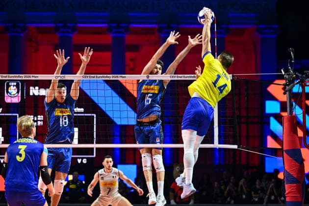 September 10, 2026: Daniele Lavia of Italy and Jacob Link of Sweden during the CEV EuroVolley 2026 group stage volleyball match between Italy and Sweden on September 10, 2026 in Naples. Photo by Domenico Cippitelli, BILDBYRAN COP 18 XY0128 volleyball volleyball volleyball European Championships Italy Sweden CEV EuroVolley 2026 Italy Sweden bbeng European Championships  Copyright: DomenicoxCippitelli BB260910ZA001