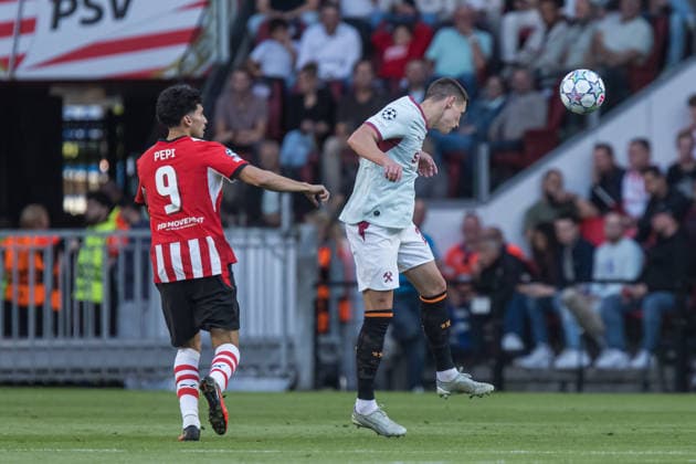 Ricardo Pepi and Mykola Matvienko seen during UEFA Champions League 26 27 League Phase - Matchday 1 match between teams of PSV Eindhoven and FC Shakhtar Donetsk (Jan Borys Ball Raw Images) Eindhoven Philips Stadion Netherlands Copyright: xJanxBorysx janborys_psv_shakhtar_2627-38