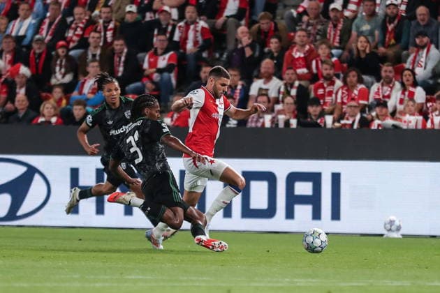 Praha 10.09.2026. PIlka nozna UEFA Liga Mistrzow sezon 2026 2027 runda 1 mecz: SK Slavia Praha - RC Lens --- Football UEFA Champions League season 2026 2027 round 1 match: SK Slavia Praha - RC Lens nz Danijel Sturm Fot. Kacper Staniec NEWSPIX.PL --- newspix.pl 