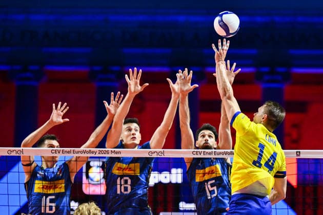 September 10, 2026: Yuri Romano, Giovanni Sanguinetti, and Daniele Lavia of Italy face off against Jacob Link of Sweden during the CEV EuroVolley 2026 group stage volleyball match between Italy and Sweden on September 10, 2026 in Naples. Photo by Domenico Cippitelli, BILDBYRAN COP 18 XY0128 volleyball volleyball volleyball European Championships Italy Sweden CEV EuroVolley 2026 Italy Sweden bbeng European Championships  Copyright: DomenicoxCippitelli BB260910ZF001