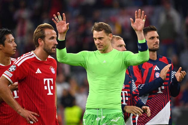 Celebration after the final whistle: Manuel NEUER, goalkeeper for Bayern Munich; Harry KANE, Bayern Munich; Celebration, Joy, Excitement, Action: Soccer Champions League, 2026–27 Season, Group Stage: FC Bayern Munich vs. Bodo Glimt 5–0 on September 10, 2026