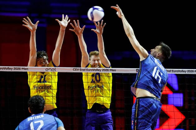 VOLLEYBALL - CEV Eurovolley Men - CEV Eurovolley 2026 - Italy vs. Sweden Photo by IPA ABACAPRESS.COM88369085 - Yuri Romano, 16 of Team Italy, in action during the opening match of the CEV Enel EuroVolley 2026 between Italy and Sweden at Piazza del Plebiscito on September 10, 2026, in Naples, Italy. Napoli Italy  Copyright: xIPAxSport ABACAx