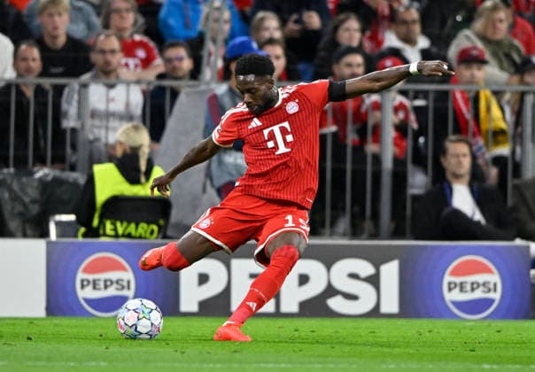 Alphonso Davies Bayern Munich FCB 19 Action on the Ball FC Bayern Munich FCB vs. Bodø Glimt 10 09 2026 DFL REGULATIONS PROHIBIT ANY USE OF PHOTOGRAPHS AS IMAGE SEQUENCES AND OR QUASI-VIDEO FC Bayern Munich FCB vs. Bodo Glimt