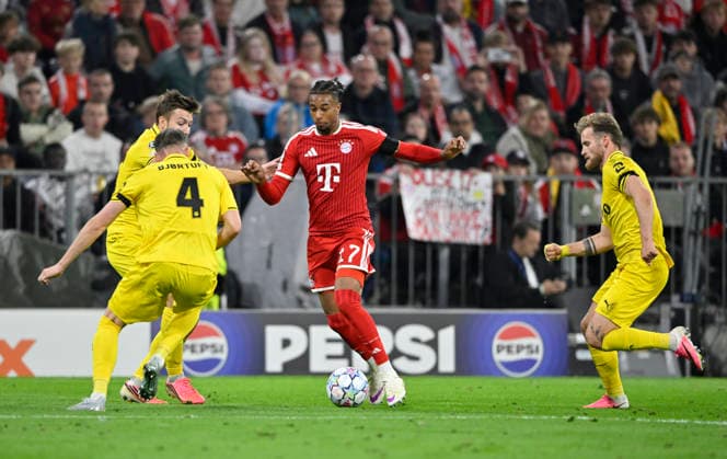 Michael Olise, FC Bayern Munich (FCB), 17, in action with the ball against Odin Bjortuft, FK Bodø Glimt 04; FC Bayern Munich (FCB) vs. Bodø Glimt, September 10, 2026. DFL regulations prohibit any use of photographs as imSEQUENCES AND OR QUASI-VIDEO FC Bayern Munich FCB vs. Bodø Glimt