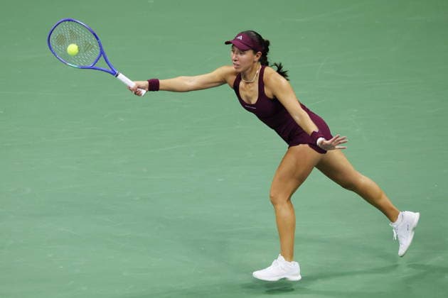 US Open tennis tournament - Day 12 Jessica Pegula of the USA in action against Aryna Sabalenka of Belarus during their Women s Singles Semifinals match of the US Open Tennis Championships at the USTA Billie Jean King National Tennis Center in Flushing Meadows, New York, USA, 10 September 2026. FLUSHING MEADOWS NEW YORK United States  Copyright: xBRIANxHIRSCHFELDx