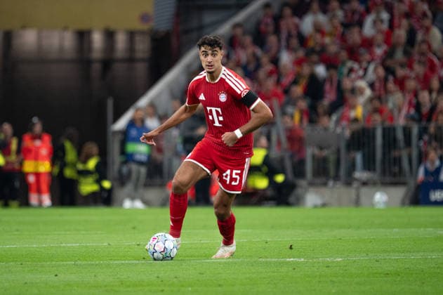 GER, Bavaria, Munich, Soccer, FC Bayern Munich vs. FK Bodo Glimt, at the Allianz Arena, Munich, Champions League, Group Stage, Matchday 1, September 10, 2026, from left: Aleksandar Pavlovic of FC Bayern Munich, 45, portrait, single image, cutout; portrait, headshot, single image, cutout. UEFA regulations prohibit any use of photographs as image sequences and or quasi-video, Copyright: HMB-Media MichaelxNibel