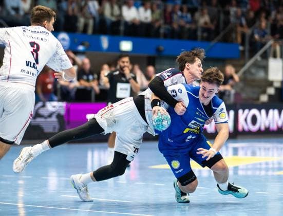 HANDBALL OPEL HBL MATCHDAY 4 THSV EISENACH SG BBM BIETIGHEIM ** FOR EDITORIAL PURPOSES ONLY ** EDITORIAL USE ONLY ** p 10 09 2026 Eisenach Handball Opel Handball 1 Bundesliga 2026–2027 Season Werner Assmann Hall Matchday 4 ThSV Eisenach SG BBM Bietigheim in the photo by Felix Aellen 22 ThSV Eisenach in a duel with Maxim Orlov 24 SG BBM Bietigheim Germany Thuringia Eisenach Copyright SaschaxFromm Copyright: SaschaxFromm doc87jtb4ologi1i1nfyk37 ,EDITORIAL USE ONLY Copyright: SaschaxFromm