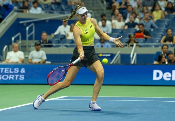 2026 US Open - Day 12 NEW YORK, NEW YORK - SEPTEMBER 10: Elena Rybakina of Kazakhstan returns a shot during her semifinal match against Coco Gauff of the United States during the 2026 US Open - Day 12 at USTA Billie Jean King National Tennis Center on September 10, 2026 in New York, New York. New York USTA Billie Jean King National Tennis Center New York United States Copyright: xSusanxMullane ISIxPhotosx 9757
