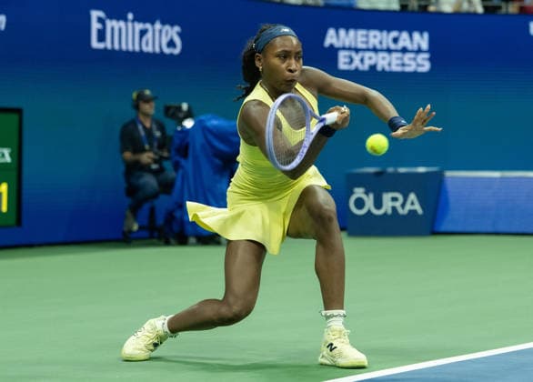 2026 US Open - Day 12 NEW YORK, NEW YORK - SEPTEMBER 10: Coco Gauff of the United States returns a shot during her semifinal match against Elena Rybakina of Kazakhstan during the 2026 US Open - Day 12 at USTA Billie Jean King National Tennis Center on September 10, 2026 in New York, New York. New York USTA Billie Jean King National Tennis Center New York United States Copyright: xSusanxMullane ISIxPhotosx 9757