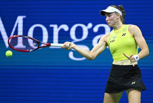 (260911) -- NEW YORK, Sept. 11, 2026 -- Elena Rybakina of Kazakhstan hits a return during the women s singles semifinal match against Coco Gauff of the United States at the 2026 US Open tennis championships in New York, the United States, Sept. 10, 2026. ) (SP)U.S.-NEW YORK-TENNIS-US OPEN-WOMEN S SINGLES LixRui 