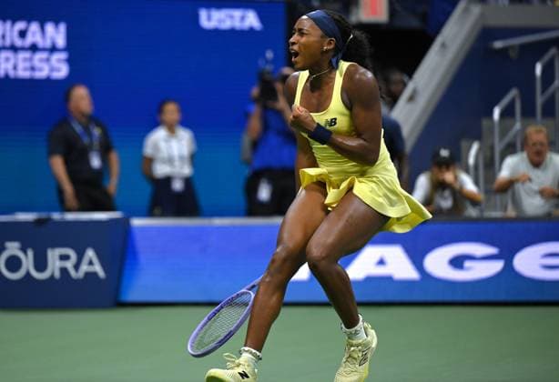 (260911) -- NEW YORK, Sept. 11, 2026 -- Coco Gauff of the United States celebrates after scoring during the women s singles semifinal match against Elena Rybakina of Kazakhstan at the 2026 US Open tennis championships in New York, the United States, Sept. 10, 2026. ) (SP)U.S.-NEW YORK-TENNIS-US OPEN-WOMEN S SINGLES LixRui 