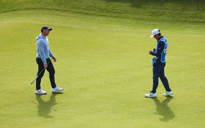 2026 Amgen Irish Open - Second Round, Trump International Golf Links, Doonbeg 11 9 2026 Rory McIlroy reacts after putting for par on the fifth green with caddie Harry Diamond Rory McIlroy reacts after putting for par on the fifth green with Harry Diamond 11 9 2026  Copyright: xx BB2_3878