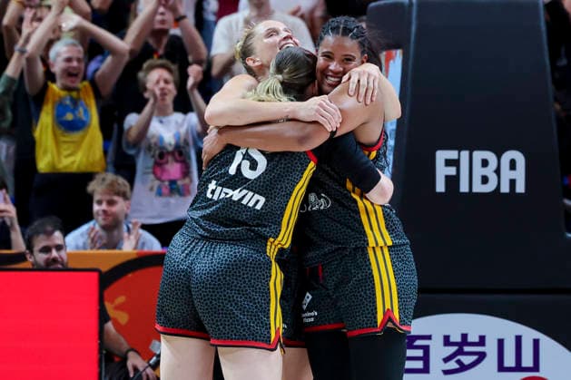 Luisa Geiselsoder (Germany), Leonie Fiebich (Germany), and Nyara Sabally (Germany) cheer during the FIBA Women s Basketball World Cup Germany 2026 quarterfinal match between Belgium and Germany at the Berlin Arena on September 10, 2026, in Berlin, Germany. Photo by Marco Steinbrenner, DeFodi Images