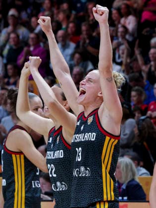 Leonie Fiebich of Germany cheers during the FIBA Women’s Basketball World Cup Germany 2026 quarterfinal match between Belgium and Germany at the Berlin Arena on September 10, 2026, in Berlin, Germany. Photo by Marco Steinbrenner, DeFodi Images