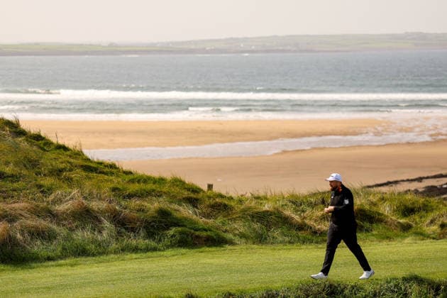2026 Amgen Irish Open - Second Round, Trump International Golf Links, Doonbeg 11 9 2026 Shane Lowry walks off the tenth tee box Shane Lowry walks off the tenth tee box 11 9 2026  Copyright: xx BB2_4949