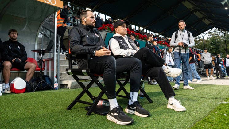 Marian Wilhelm, Coach of Viktoria Köln, September 11, 2026, 3. Liga, Viktoria Cologne vs. Hansa Rostock at Sportpark Höhenberg IMPORTANT NOTICE In accordance with DFB and DFL regulations, it is prohibited to use or allow the use of photographs taken inside the stadium and or during the game in the form of sequential images and or video-like photo series. Copyright: xJordyxFourgonx