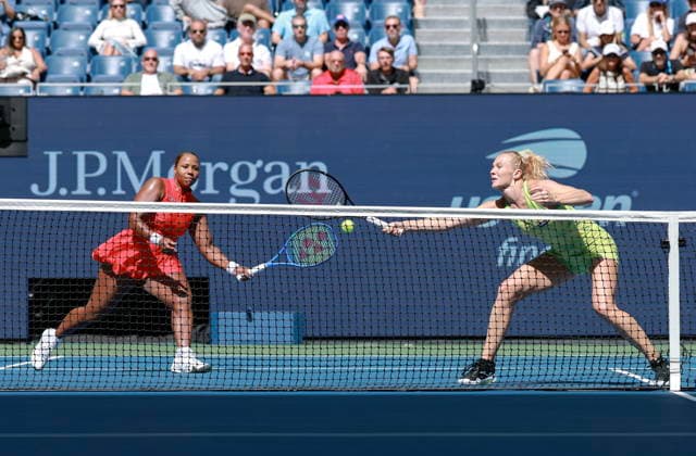 US Open tennis tournament - Day 13 Katerina Siniakova of Czech Republic (R) in action as she plays alongside teammate Taylor Townsend of United States (R) during their Women s Doubles Final match against Ashlyn Krueger of United States and Robin Montgomery of United States at Arthur Ashe Stadium in the USTA Billie Jean King National Tennis Center in Flushing Meadows, New York, USA, 11 September 2026. FLUSHING MEADOWS NEW YORK United States  Copyright: xCRISTOBALxHERRERA-ULASHKEVICHx