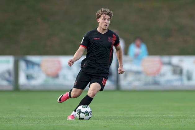 September 11, 2026, Men s, Soccer, 2026–2027 Season, Bavarian Regional League, Matchday 8: TSV Aubstadt vs. SpVgg Unterhaching, Dominik Lindermeir 18, SpVgg Unterhaching in possession, Sulzfeld School Stadium, Aubstadt, NGN Arena, Bavaria, Germany