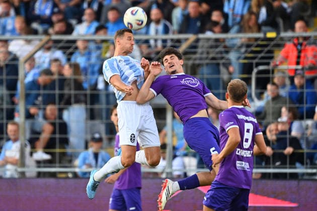 Dennis DRESSEL, 1860 Munich, Action,A duel against Dennis RUISINGER in the Bavarian Regional Soccer League, 2026–2027 season, Matchday 8: TSV 1860 Munich vs. Schwaben Augsburg on September 11, 2026, at Grünwalder Stadium in Munich