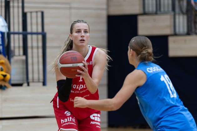 Lee Volker Lions, 1, Nora Jacob Sharks, 18, Halfit Lions vs. KB Sharks Würzburg, Women’s Basketball, Exhibition Game, 1st Bundesliga, 2nd Bundesliga South, DBBL, 2026–27 Season, September 11, 2026, SWH Arena, Saxony-Anhalt, Germany