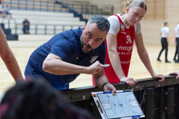 Timur Topal (Lions), Head Coach; Lilly Küppers (Lions), 34; timeout; Lions vs. KB Sharks Würzburg; women s basketball; exhibition game; 1st Bundesliga; 2nd Bundesliga South; DBBL; 2026–27 season, November 9, 2026, SWH Arena, Saxony-Anhalt, Germany