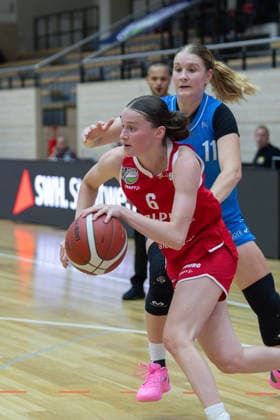 Nicole Brochlitz (Lions), 6, Johanna Michel (Sharks), 11, Halfit Lions vs. KB Sharks Würzburg, Women s Basketball, Exhibition Game, 1st Bundesliga, 2nd Bundesliga South, DBBL, 2026–27 season, November 9, 2026, SWH Arena, Saxony-Anhalt, Germany