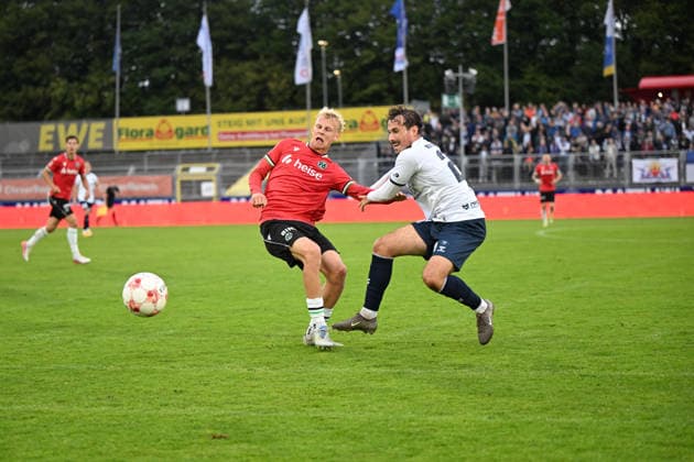 September 11, 2026, GER, Soccer, Regionalliga Nord, Matchday 8, 2026–2027 Season, Oldenburg, Marschweg Stadium, VfB Oldenburg vs. Hannover 96 II U23 Nick OTTO VfB Oldenburg 21 Oldenburg Marschweg Stadium Lower Saxony Germany Copyright: xnordphotoxGmbHx xRojahnx