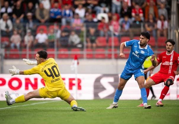 SOCCER REGIONAL LEAGUE NORTHEAST 2026–2027 SEASON, MATCHDAY 8: FC ROT WEISS ERFURT VS. RSV EINTRACHT 1949 ** FOR EDITORIAL USE ONLY ** ** p 11 09 2026 Erfurt Soccer Regional League Northeast Matchday 8, 2026–2027 Season, Steigerwaldstadion: FC Rot-Weiss Erfurt vs. RSV Eintracht 1949. In the photo: Dustin Forkel 17. FC Rot-Weiss Erfurt scores the1–0 lead for Erfurt, Germany, Thuringia, Erfurt. Copyright SaschaxFromm Copyright: SaschaxFromm doc87k46bgbe9tkpcrcnbh ,EDITORIAL USE ONLY Copyright: SaschaxFromm