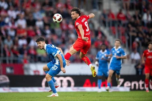 SOCCER REGIONAL LEAGUE NORTHEAST 2026–2027 SEASON, MATCHDAY 8: FC ROT WEISS ERFURT VS. RSV EINTRACHT 1949 ** FOR EDITORIAL USE ONLY ** EDITORIAL USE ONLY ** p 11 09 2026 Erfurt Soccer Regional League Northeast Matchday 8, 2026–2027 Season, Steigerwaldstadion: FC Rot Weiss Erfurt vs. RSV Eintracht 1949. Pictured: Romarjo Hajrulla 9 of FC Rot Weiss Erfurt in a tackle with Aleksandar Bilbija 33 RSV Eintracht 1949 Germany Thuringia Erfurt Copyright SaschaxFromm Copyright: SaschaxFromm doc87k46bpzlaomjudc8j4 ,EDITORIAL USE ONLY Copyright: SaschaxFromm