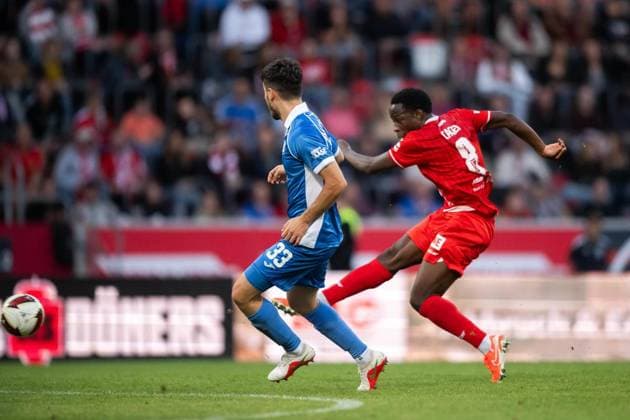 SOCCER REGIONAL LEAGUE NORTHEAST 2026–2027 SEASON, MATCHDAY 8: FC ROT WEISS ERFURT VS. RSV EINTRACHT 1949 ** FOR EDITORIAL USE ONLY ** ** p 11 09 2026 Erfurt Soccer Regional League Northeast Matchday 8, 2026–2027 Season, Steigerwald Stadium: FC Rot-Weiss Erfurt vs. RSV Eintracht 1949. Pictured: Benjika Caciel (8) of FC Rot-Weiss Erfurt in a tackle with Aleksandar Bilbija 33 of RSV Eintracht 1949 Germany Thuringia Erfurt Copyright SaschaxFromm Copyright: SaschaxFromm doc87k46bslraa54j9j8jc ,EDITORIAL USE ONLY Copyright: SaschaxFromm