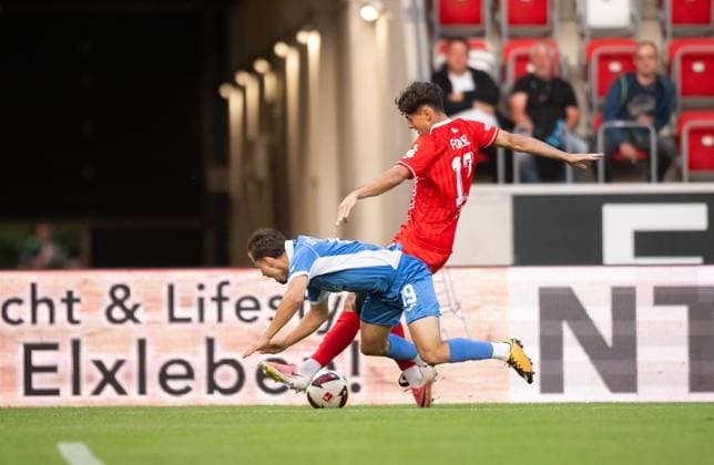 SOCCER REGIONAL LEAGUE NORTHEAST 2026–2027 SEASON, MATCHDAY 8: FC ROT WEISS ERFURT VS. RSV EINTRACHT 1949 ** FOR EDITORIAL PURPOSES ONLY ** EDITORIAL USE ONLY ** p 11 09 2026 Erfurt Soccer Regional League Northeast Matchday 8, 2026–2027 Season, Steigerwaldstadion: FC Rot Weiss Erfurt vs. RSV Eintracht 1949. In the photo: Dustin Forkel 17 of FC Rot Weiss Erfurt in a tackle with Tom Fron 19 RSV Eintracht 1949 Germany Thuringia Erfurt Copyright SaschaxFromm Copyright: SaschaxFromm doc87k45dm3lvk17ig838jc ,EDITORIAL USE ONLY Copyright: SaschaxFromm