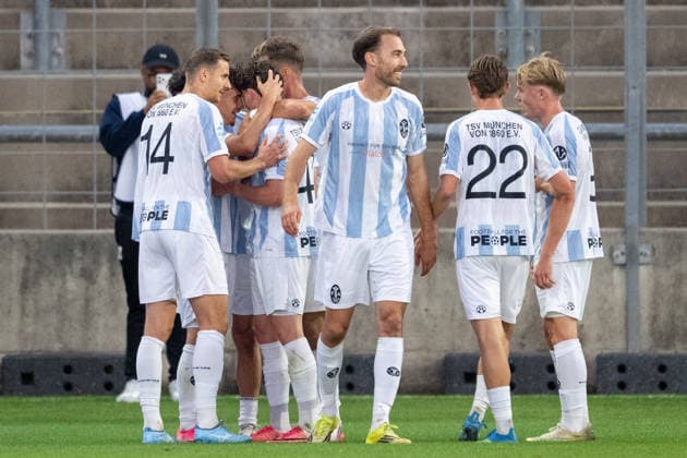 Goal celebration after the 2-0 lead, TSV 1860 Munich, TSV 1860 Munich vs. TSV Schwaben Augsburg, soccer, Bavarian Regional League, Matchday 8, September 11, 2026. DFB regulations prohibit any use of photographs as image sequences and or quasi-video. Munich, Bavaria, Germany Copyright: xkolbert-press UlrichxGamelx