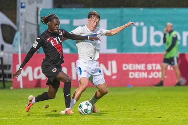 Tackle between Yannick Tonye of FC Viktoria Cologne, No. 07, and Yannick Michaelis of FC Hansa Rostock, No. 41. FC Viktoria Cologne vs. FC Hansa Rostock, Soccer, 3. Liga, Matchday 5, 2026–2027 Season, September 11, 2026 DFL and DFB regulations prohibit any use of photographs as image sequences and or quasi-video. FC Viktoria Cologne vs. FC Hansa Rostock, soccer, 3. Liga, Matchday 5, 2026–2027 season, September 11, 2026, Cologne Copyright: xEibner-Pressefoto ThomasxHaeslerx EP_THR