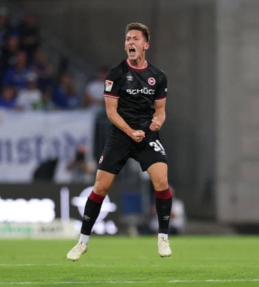 11.09.2026, Fussball 2. Bundesliga, SV Darmstadt 98 - DSC Arminia Bielefeld, v.l., Torjubel zum 1:1 durch Marius Wörl (Arminia Bielefeld), Goal celebration, celebrate the goal DFL DFB REGULATIONS PROHIBIT ANY USE OF PHOTOGRAPHS AS IMAGE SEQUENCES AND OR QUASI-VIDEO. xdcx *** September 11, 2026, Soccer 2. Bundesliga, SV Darmstadt 98 vs. DSC Arminia Bielefeld, from left, goal celebration for the 1-1 equalizer by Marius Wörl of Arminia Bielefeld, Goal celebration; celebrating the goal. DFL and DFB regulations prohibit any use of photographs as image sequences and or quasi-video. xdcx Copyright: HMBxMedia Claus