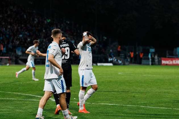 Germany, Soccer, Men s 3rd Division 2026–2027, Matchday 5: FC Viktoria Köln vs. FC Hansa Rostock; Köln: Leon Dajaku; Hansa Rostock; 43: Anger, Emotions After a Missed Opportunity, Frustration Copyright: xThiemoxRudolphx