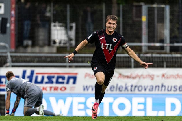 3rd Division: FC Viktoria Köln vs. Hansa Rostock, September 11, 2026. FC Viktoria Köln celebrates the goal—2–0 by David Otto. FC Viktoria Köln, 10. 3rd Division: FC Viktoria Köln vs. Hansa Rostock, Sportpark Höhenberg, Cologne, September 11, 2026 Copyright: xBEAUTIFULxSPORTS Buriakovx