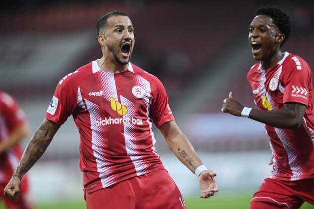 Sercan Sararer (KSV Hessen Kassel, No. 10) celebrates after scoring the goal that made it 2–0; Phiness Bonianga (KSV Hessen Kassel, No. 11), GER, KSV Hessen Kassel vs. Kickers Offenbach, soccer, Regionalliga Southwest, 2026–2027 season, Matchday 7, September 11, 2026, GER, soccer, Regionalliga Southwest, KSV Hessen Kassel vs. Kickers Offenbach, September 11, 2026, Kassel Copyright: xRolandxSippelx-xEibner-Pressefotox EP_RSL