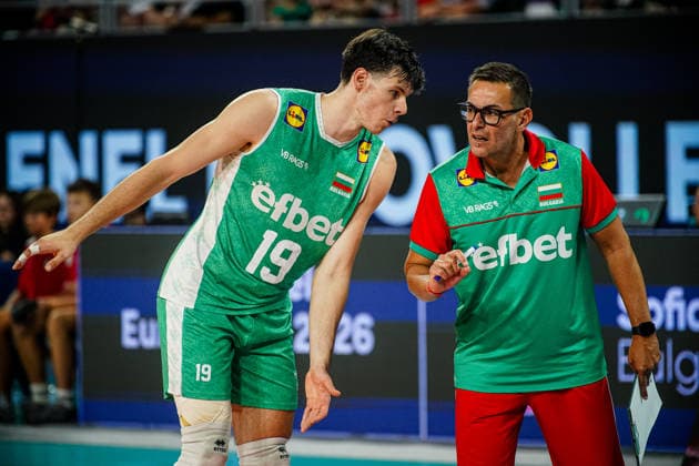 Volleyball - CEV EuroVolley 2026 Group B - Portugal vs Bulgaria - 09.11.2026 SOFIA, BULGARIA - September 11th: Gianlorenzo Blengini, Head Coach of Bulgaria and Denislav Bardarov, 19 of Bulgaria during CEV EuroVolley 2026, Group B match between Portugal vs Bulgaria at Arena 8888 in Sofia, Bulgaria, on September 11th, 2026 in Sofia, Bulgaria. Copyright: xYulianxTodorovx