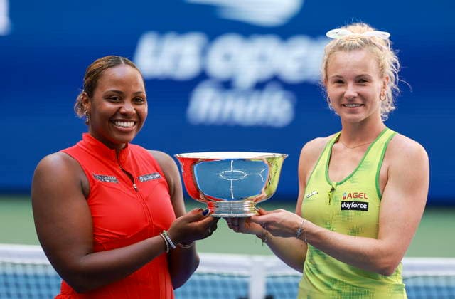 US Open tennis tournament - Day 13 Taylor Townsend of United States (R) and Katerina Siniakova of Czech Republic pose with their winner‚Äôs trophy after winning against Ashlyn Krueger of United States and Robin Montgomery of United States during the Women s Doubles Final match at Arthur Ashe Stadium in the USTA Billie Jean King National Tennis Center in Flushing Meadows, New York, USA, 11 September 2026. FLUSHING MEADOWS NEW YORK United States  Copyright: xCRISTOBALxHERRERA-ULASHKEVICHx