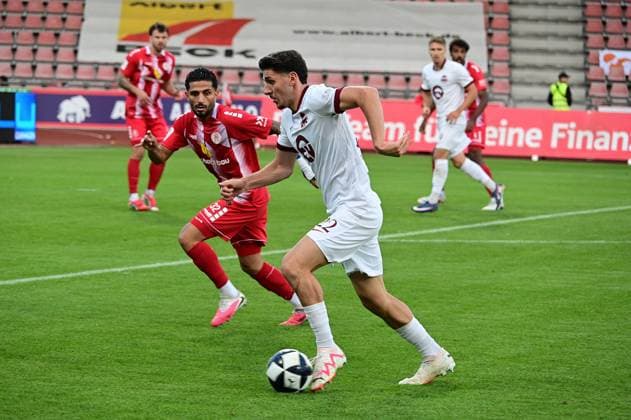 September 11, 2026, xkhx, Kassel, Auestadion, Regionalliga Südwest, 2026–2027 season, KSV Hessen Kassel vs. Kickers Offenbach, OFC Nael Najjer (32), Hessen Kassel vs. Jan Hendrik Marx (32), OFC