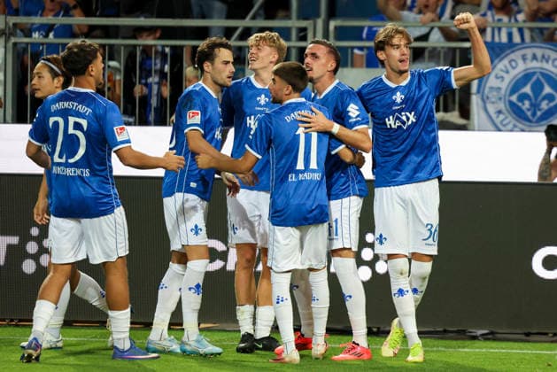 Darmstadt, Germany 2026.09.11 xjfx 2.Bundesliga SV Darmstadt 98 - Arminia Bielefeld, Milan Smit (SV Darmstadt 98) celebrates with teammate after scoring goal (DFL DFB REGULATIONS PROHIBIT ANY USE OF PHOTOGRAPHS as IMAGE SEQUENCES and or QUASI-VIDEO *** Darmstadt, Germany, September 11, 2026 xjfx 2. Bundesliga SV Darmstadt 98 vs. Arminia Bielefeld, Milan Smit of SV Darmstadt 98 celebrates with a teammate after scoring a goal. DFL and DFB regulations prohibit any use of photographs as image sequences and or quasi-video. Copyright: HMBxMedia JoaquimxFerreira