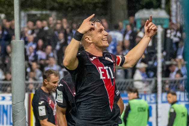 David Otto of Viktoria Cologne, No. 10, is celebrated for his goal to make it 4–0 in front of the fan section during the FC Viktoria Cologne vs. FC Hansa Rostock match, soccer, 3. Liga, Matchday 5, 2026–2027 season, September 11, 2026 DFL DFB regulations prohibit any use of photographs as image sequences and or quasi-video FC Viktoria Cologne vs. FC Hansa Rostock, soccer, 3rd Division, Matchday 5, 2026–2027 season, September 11, 2026, Cologne Copyright: xEibner-Pressefoto ThomasxHaeslerx EP_THR