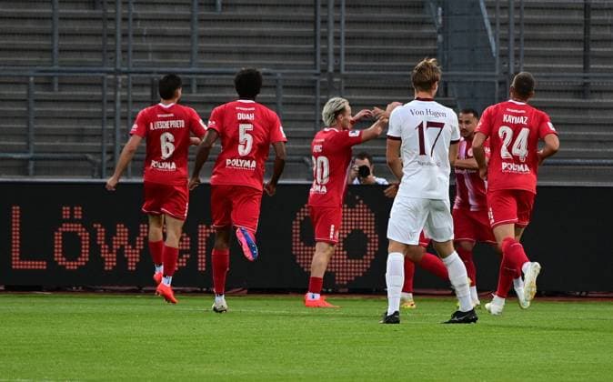 September 11, 2026 xkhx Kassel, Auestadion, Regionalliga Southwest, 2026–2027 Season, KSV Hessen Kassel vs. Kickers Offenbach OFC, celebration after Mirnes Pepic’s goal to make it 1–0 in the 20th minute, Hessen Kassel