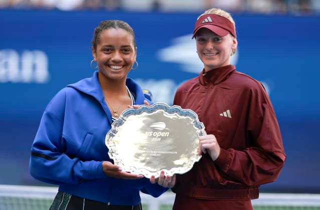 US Open tennis tournament - Day 13 Robin Montgomery of United States (L) and Ashlyn Krueger of United States pose with their Second place trophy after their match against Taylor Townsend of United States and Katerina Siniakova of Czech Republic during the Women s Doubles Final match at Arthur Ashe Stadium in the USTA Billie Jean King National Tennis Center in Flushing Meadows, New York, USA, 11 September 2026. FLUSHING MEADOWS NEW YORK United States  Copyright: xCRISTOBALxHERRERA-ULASHKEVICHx