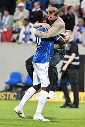 11.09.2026, xtvx, Fussball 2.Bundesliga, SV Darmstadt 98 - Arminia Bielefeld v.l. nach dem Spiel, after the match Patric Pfeiffer (SV Darmstadt 98) Trainer Florian Kohfeldt (SV Darmstadt 98) Jubel nach dem Sieg (DFL DFB REGULATIONS PROHIBIT ANY USE OF PHOTOGRAPHS as IMAGE SEQUENCES and or QUASI-VIDEO) Darmstadt *** September 11, 2026, xtvx, Soccer, 2. Bundesliga, SV Darmstadt 98 vs. Arminia Bielefeld, left, after the game, after the match: Patric Pfeiffer, SV Darmstadt 98; Coach Florian Kohfeldt, SV Darmstadt 98; Celebrations after the victory. DFL and DFB regulations prohibit any use of photographs as image sequences and or quasi-video. Darmstadt
