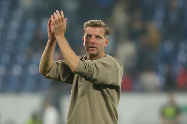 Darmstadt, Germany 2026.09.11 xjfx 2.Bundesliga SV Darmstadt 98 - Arminia Bielefeld, head coach Florian Kohfeldt (SV Darmstadt 98) seen celebrating after the victory, applauds the fans (DFL DFB REGULATIONS PROHIBIT ANY USE OF PHOTOGRAPHS as IMAGE SEQUENCES and or QUASI-VIDEO *** Darmstadt, Germany, September 11, 2026 xjfx 2. Bundesliga SV Darmstadt 98 vs. Arminia Bielefeld, head coach Florian Kohfeldt of SV Darmstadt 98, seen celebrating after the victory, applauds the fans. DFL and DFB regulations prohibit any use of photographs as image sequences and or quasi-video. Copyright: HMBxMedia JoaquimxFerreira