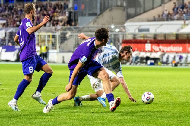 Raphael Ott 22, TSV 1860 Munich, TSV 1860 Munich vs. TSV Schwaben Augsburg, Soccer, Bavarian Regional League, Matchday 8, September 11, 2026. DFB regulations prohibit any use of photographs as image sequences and or quasi-video. Munich, Bavaria, Germany Copyright: xkolbert-press UlrichxGamelx